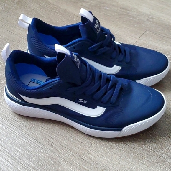 NEW Blue ultracush VANS 💙 - Picture 4 of 7